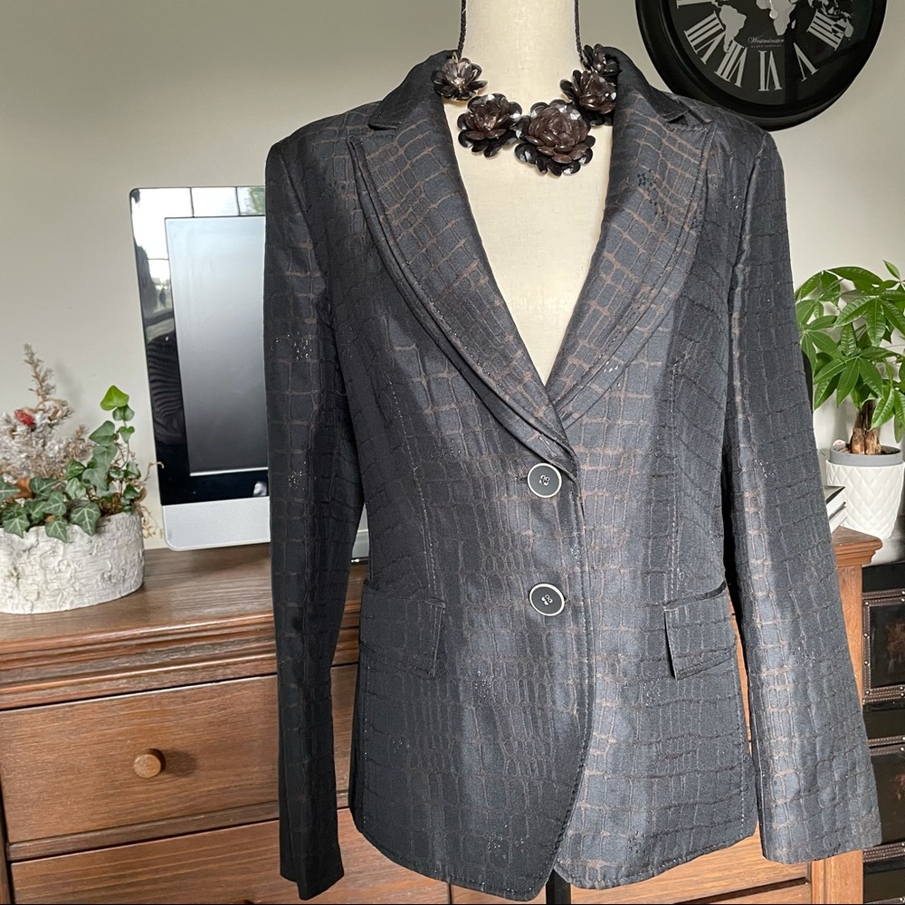 Classic BASLER blazer from Bloomingdales - size US 12